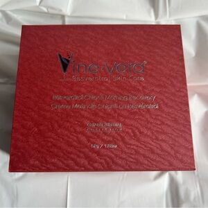 Vine Vera Resveratrol Chianti Morning Recovery Cream